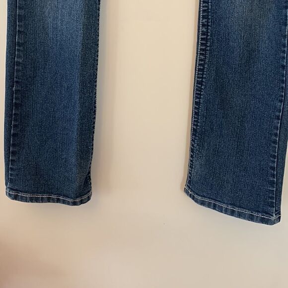 Chinese Laundry denim jeans Size 10 intricately designed back pockets Inseam 30” - Picture 4 of 10
